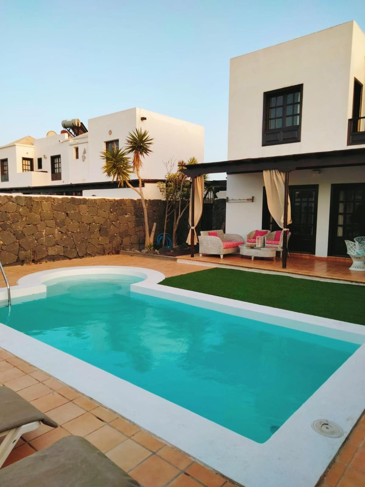 Lovely Villa Kiluka Heated Pool Playa Blanca  Exterior photo