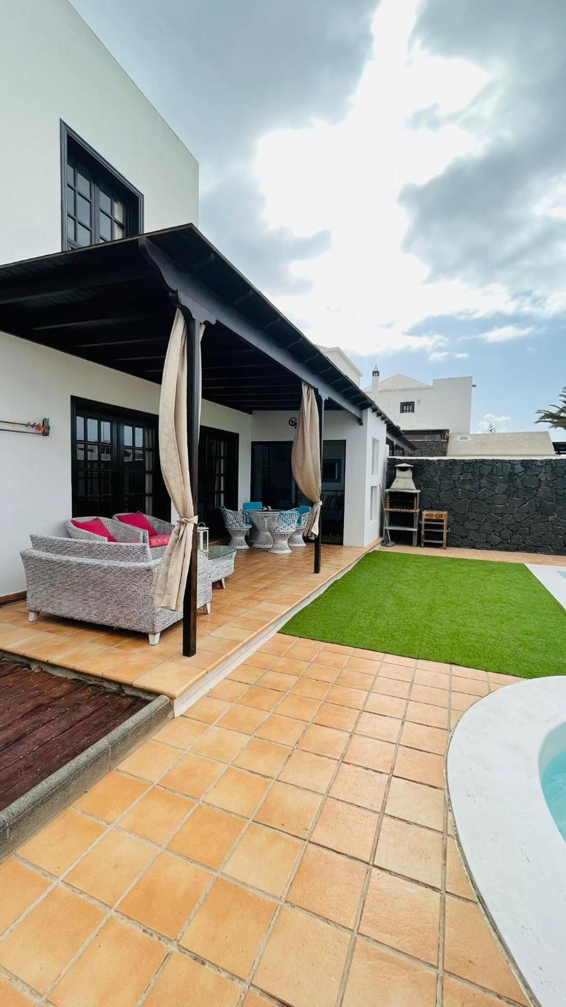 Lovely Villa Kiluka Heated Pool Playa Blanca  Exterior photo